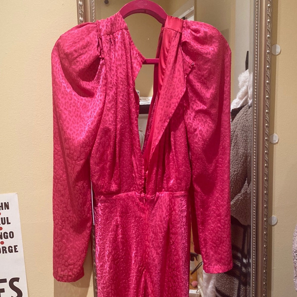 Puff sleeves midi dress